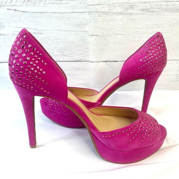 Gianni Bini Women's Hot Pink Peep Toe Studs Stiletto Pump Heels Size 8M - Picture 1 of 9